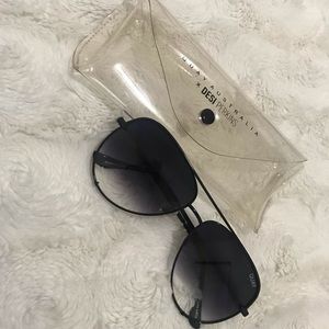 Quay Australia High Key Mini
Black Fade